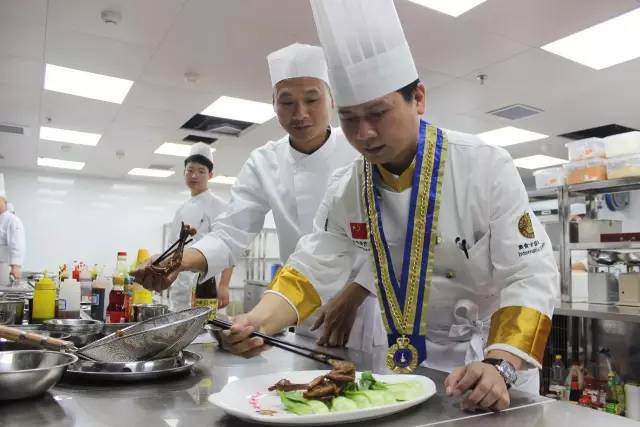 涟水地区美食大师招募令：诚邀厨师精英共赴美味盛宴